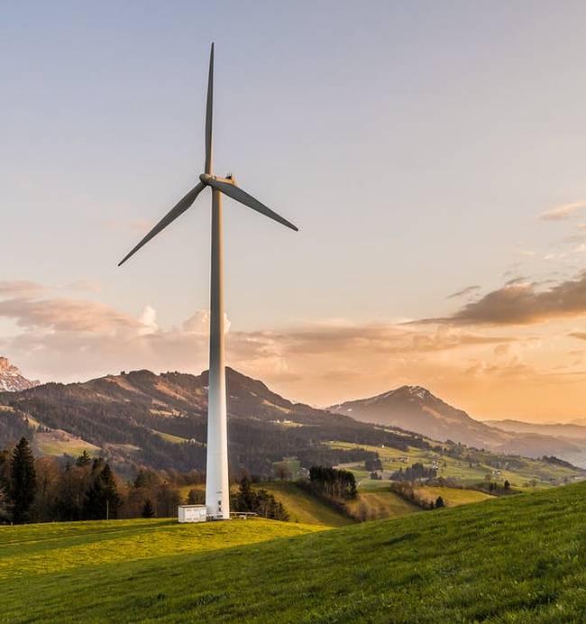 Wind turbins shipped direct from China